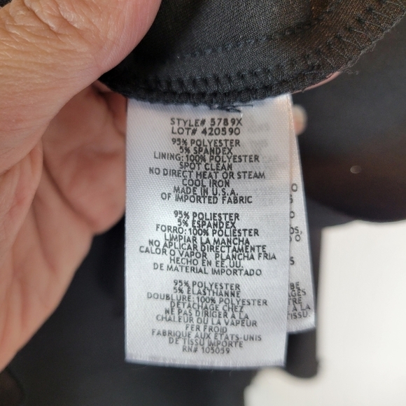 NWT Xscape Women's Ruched Off-The-Shoulder Gown in Gunmetal Black - Picture 13 of 14